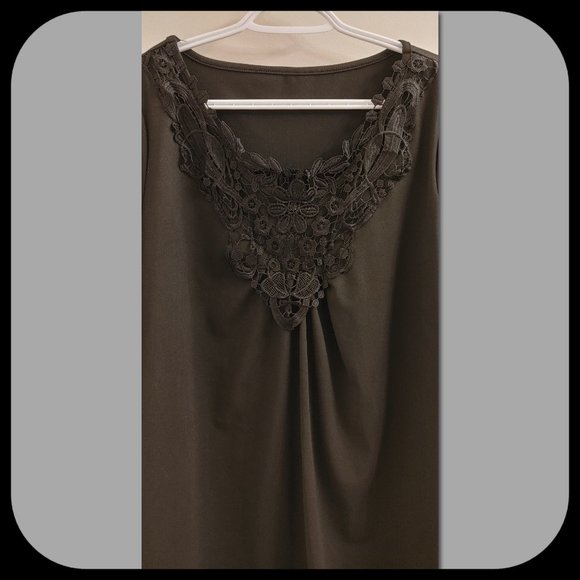 GUUKA || Pretty Black Top with Lace Inset (SIZE L) - Picture 5 of 7